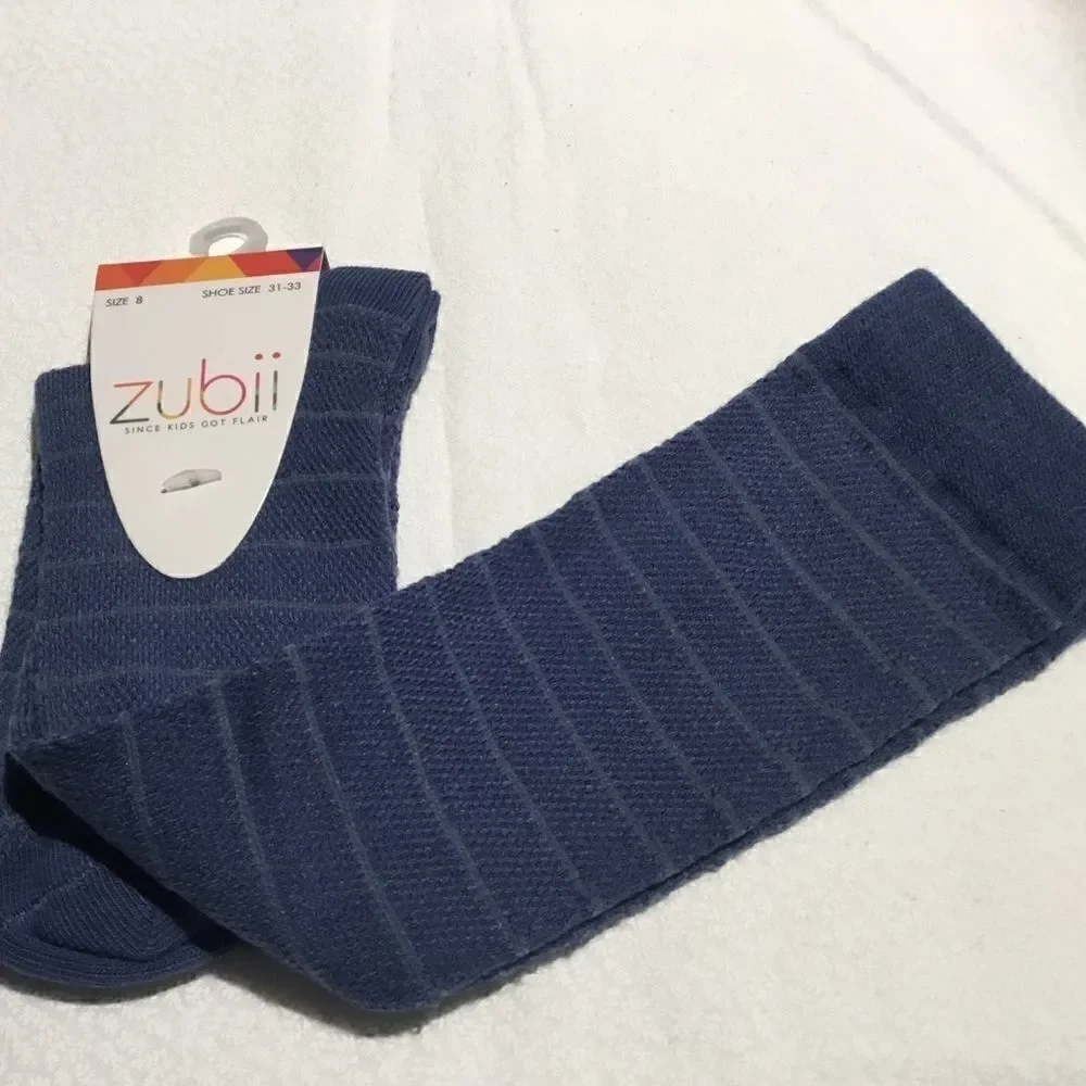 SALE. BUY 5/$10. NWT. Girls Knee Socks Sz 8.